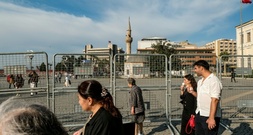 Proteste in Izmir nach Wechsel des Bürgermeisters zur Regierungspartei AKP