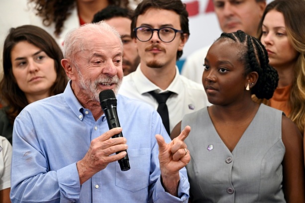 Bild vergr&ouml;&szlig;ern: Brasiliens Präsident Lula veröffentlicht erstmals Selfie-Video in Onlinediensten