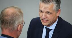 Koalition sieht Demokratie vor historischer Bewährungsprobe