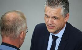 Koalition sieht Demokratie vor historischer Bewährungsprobe