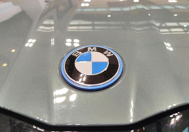 Bild vergr&ouml;&szlig;ern: BMW verkauft neuen Elektro-SUV in Europa doppelt so oft wie Mercedes