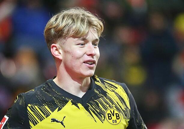 Bild vergr&ouml;&szlig;ern: 1. Bundesliga: Dortmund und Werder trennen sich unentschieden