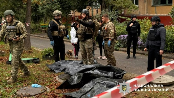 Bild vergr&ouml;&szlig;ern: Ukraine: Mindestens acht Tote bei russischen Angriffen auf Saporischschja