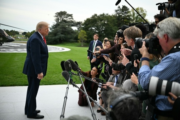 Bild vergr&ouml;&szlig;ern: Trump verkündet Diesel-Liefervereinbarung mit Putin - Scharfe Kritik aus Kiew