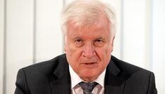 Seehofer kritisiert Merz und spricht von Glaubwürdigkeitsverlust