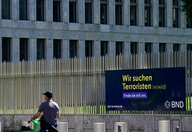 Bild vergr&ouml;&szlig;ern: BND-Spionageaffäre: Unions-Fraktionsvize fordert lückenlose Aufklärung