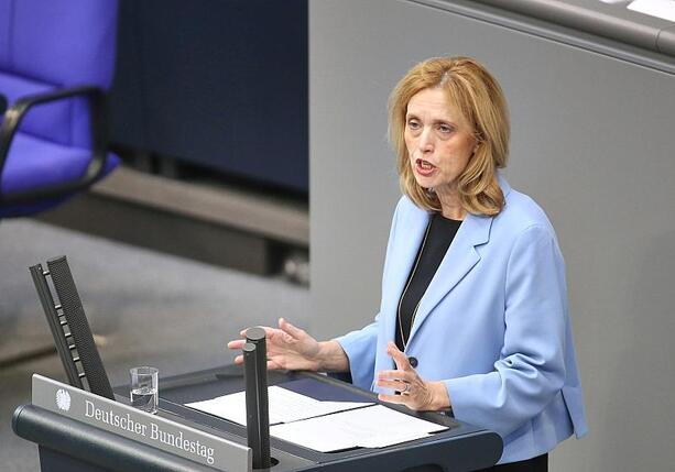 Bild vergr&ouml;&szlig;ern: Familienministerin fordert Verschärfung des Sexualstrafrechts