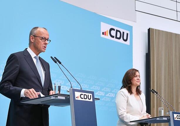 Bild vergr&ouml;&szlig;ern: Merz: Stromsteuer soll zügig für alle gesenkt werden