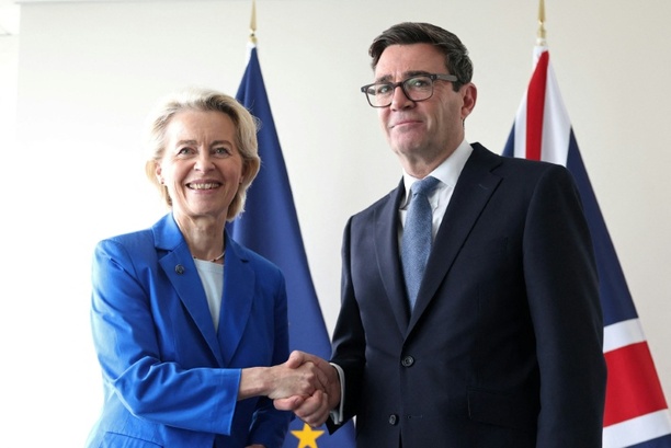 Bild vergr&ouml;&szlig;ern: EU und Großbritannien planen Gipfeltreffen für den 20. November