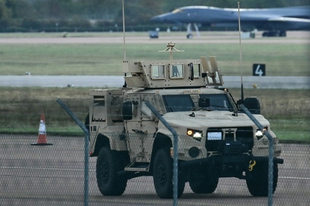 Bild vergr&ouml;&szlig;ern: Vorfall in Fairford: USA und Verbündete verurteilen gewaltsame Angriffe des Iran