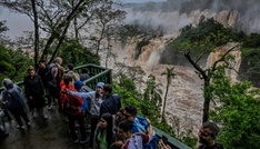 Hochwasser: Zugang zu Iguazú-Wasserfällen für Touristen gesperrt