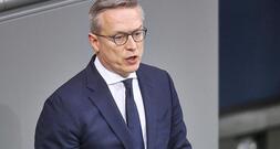 Wildberger will Grundeinkommens-Konzept weiter prüfen