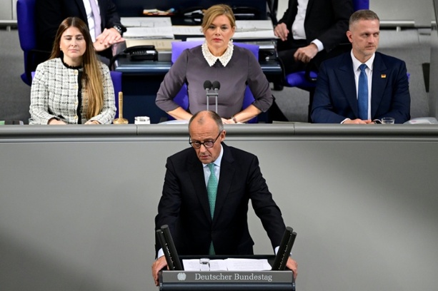 Bild vergr&ouml;&szlig;ern: Merz will Erstarken von Extremisten erfolgreiche Reformen entgegenstellen
