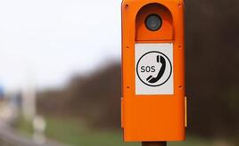 Verkehrsministerium prüft Einsparungen bei Notrufsäulen