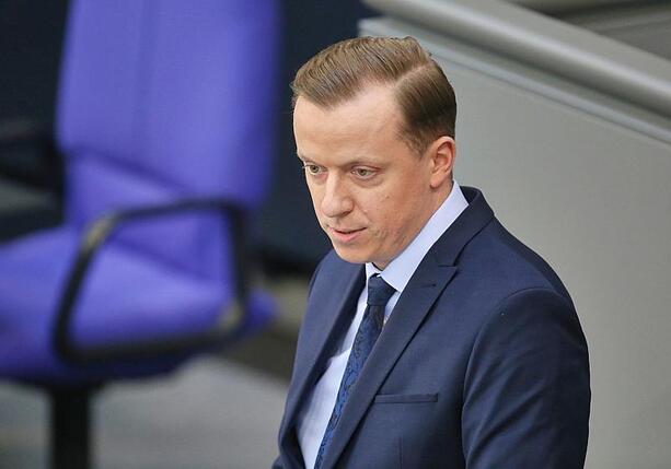 Bild vergr&ouml;&szlig;ern: Bundestag hebt Immunität von SPD-Politiker Ahmetovic auf