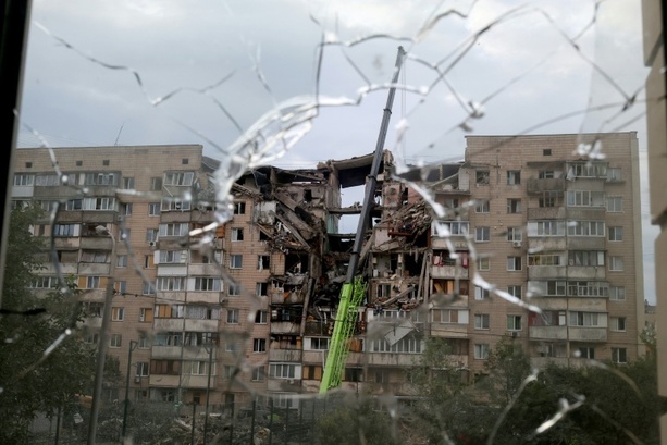 Bild vergr&ouml;&szlig;ern: Bundestag billigt Einsetzung von internationaler Schadenersatzkommission für die Ukraine