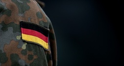 Sexuelle Übergriffe bei der Bundeswehr: Wehrbeauftragter fordert Aufklärung