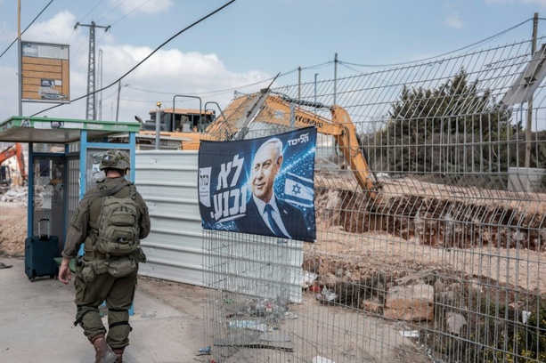 Bild vergr&ouml;&szlig;ern: Israelische Siedler greifen im Westjordanland europäische Diplomaten an