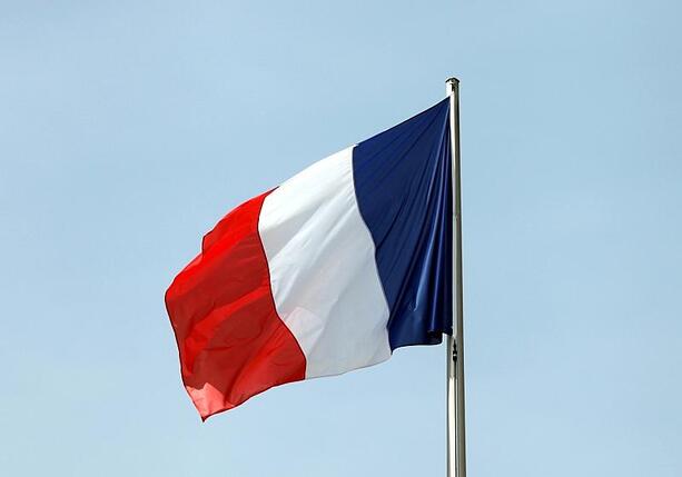 Bild vergr&ouml;&szlig;ern: Hunderttausende protestieren in Frankreich - 400 Festnahmen