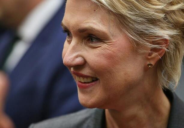 Bild vergr&ouml;&szlig;ern: Attacken auf Schwesig: SPD-Frauen werfen CDU Sexismus vor