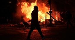 1200 Festnahmen bei Ausschreitungen in Frankreich - 150 Polizisten verletzt