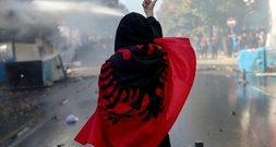 Hunderte Menschen demonstrieren erneut gegen Regierung in Albanien