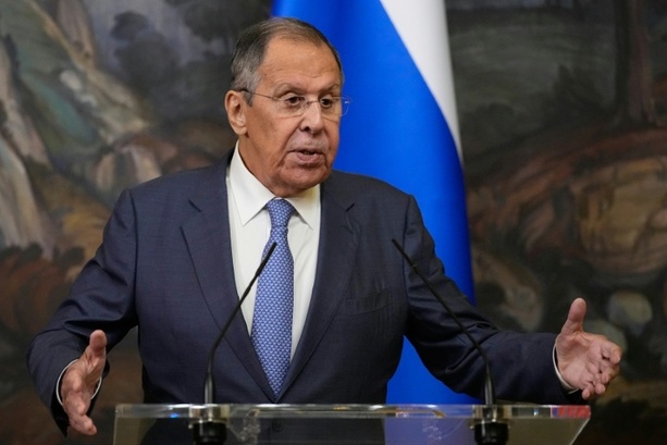 Bild vergr&ouml;&szlig;ern: Russischer Außenminister Lawrow reist in den Iran