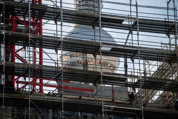 Bild vergr&ouml;&szlig;ern: Berlin: Haus-Eigentümer warnen vor wohnungspolitischen Plänen von Linken, Grünen und SPD