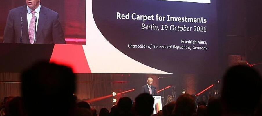 Merz wirbt für ausländische Investitionen in Deutschland