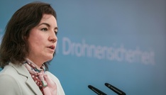 Bundesforschungsministerin Bär fordert 