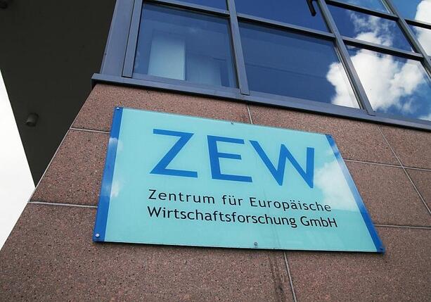 Bild vergr&ouml;&szlig;ern: ZEW-Konjunkturerwartungen im Oktober gefallen