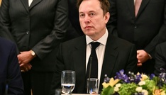 SpaceX verbucht 4,4 Milliarden Dollar Quartalsgewinn - Musk: Fusion mit Tesla 