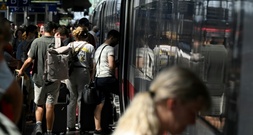 Mitarbeiterbefragung: Bahn-Angestellte etwas zufriedener - Pessimimus überwiegt