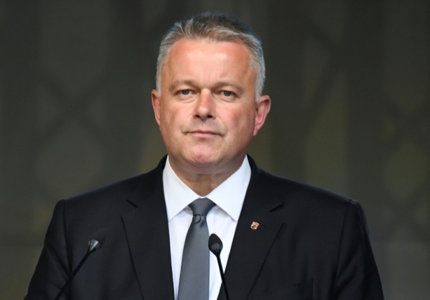 Bild vergr&ouml;&szlig;ern: Vor Steuerschätzung: CDU-Regierungschef Schnieder pocht auf Stromsteuer-Senkung