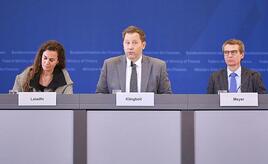 Steuerschätzer schrauben Erwartungen nach oben