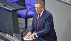 Von Notz: Bundesregierung mehrfach vor IT-Sicherheitslücken gewarnt