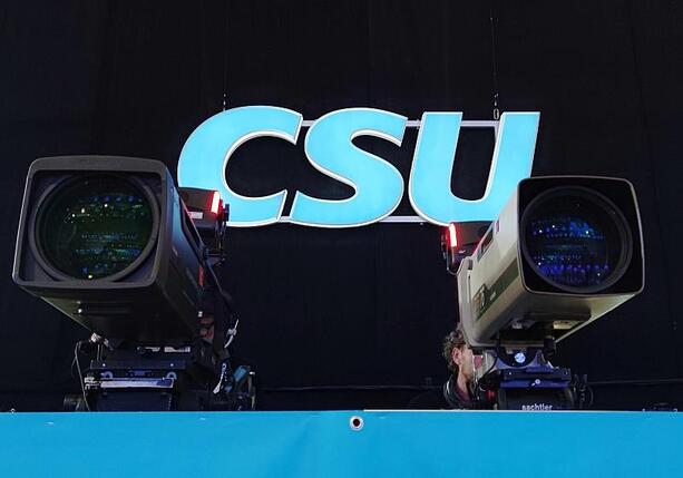 Bild vergr&ouml;&szlig;ern: CSU: SPD-Spitze muss Rot-Grün-Rot in Berlin verhindern