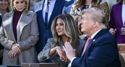 Weißes Haus: Melania Trump erreicht Waffenruhe in südukrainischer Stadt Oleschky