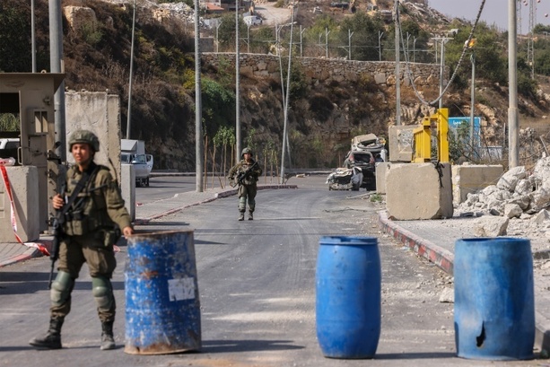 Bild vergr&ouml;&szlig;ern: Wenige Tage vor Parlamentswahl: Israel startet Großoffensive im Westjordanland