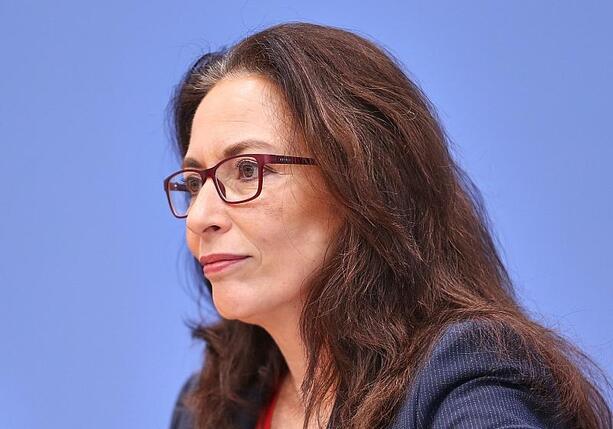 Bild vergr&ouml;&szlig;ern: DGB-Chefin mahnt Bundesregierung zu konsequenter Industriepolitik