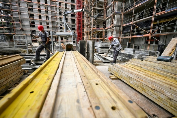 Bild vergr&ouml;&szlig;ern: Verzicht auf nicht zwingende Standards: Gesetzentwurf für einfacheres Bauen vorgelegt