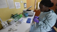 Erste Ebola-Patientin in Nigeria in die Schweiz ausgeflogen