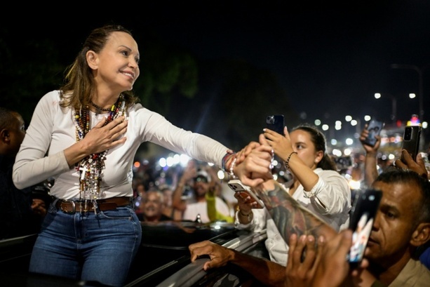 Bild vergr&ouml;&szlig;ern: Venezuela: Oppositionsführerin Machado zu Treffen mit Übergangspräsidentin bereit