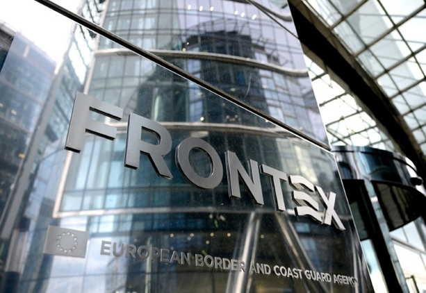 Bild vergr&ouml;&szlig;ern: EU stellt Pläne für Abschiebeagentur Frontex vor