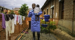 Ebola-Epidemie: Bereits mehr als 10.000 Fälle seit Mai