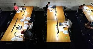 Studie: Jobsicherheit für Studierende wichtiger als Gehalt