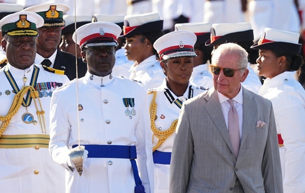 Bild vergr&ouml;&szlig;ern: Sklaverei: König Charles III. spricht auf Karibikreise von Leid der Vergangenheit