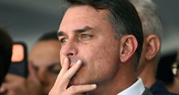 Bolsonaro setzt sich nach Wahlniederlage aus Brasilien ab - Aufenthaltsort unklar
