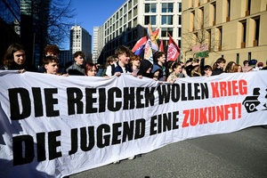 Jugendproteste: Behörden warnen vor Extremisten - GEW betont Anliegen der 