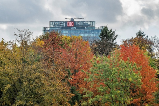 Bild vergr&ouml;&szlig;ern: Bahn prüft Reduzierung des Zugverkehrs für mehr Pünktlichkeit